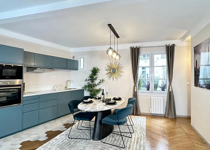 Champs Elysees - Prestige With Lift For 6 Daire Paris
