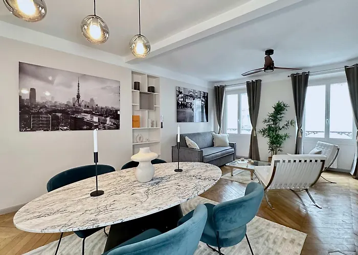 Daire Champs Elysees - Prestige With Lift For 6 Paris