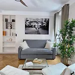 Champs Elysees - Prestige With Lift For 6 * Παρίσι