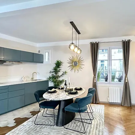 Typical Luxurious Parisian Getaway Appartement Paris