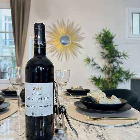 Typical Luxurious Parisian Getaway * Париж